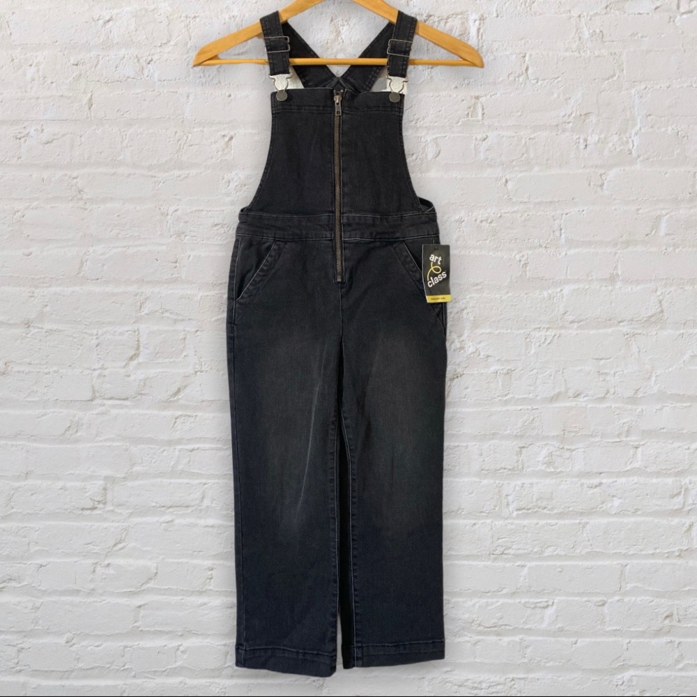 ***NEW WITH TAGS *** Art Class Girlfriend Overalls in Black Wash denim, Kids 7/8